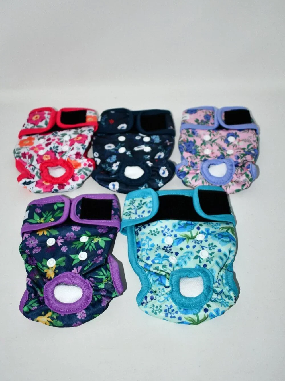 Barklincharm 5 Pack Female Dog Diapers, Washable, Floral, SMALL, NWT